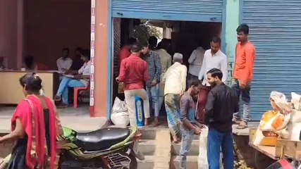 अम्बेडकरनगर: राशन योजना का क्या है हाल, पब्लिक वाइब ने पूछे सवाल