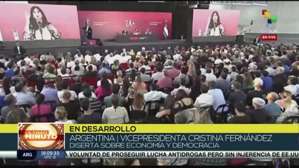 Vpdta. de Argentina realizó una conferencia donde abordó el salario, la inflación y el déficit fiscal en el país