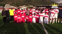Eski futbolcu Arda Turan, depremzede çocuklarla gösteri maçı yaptı