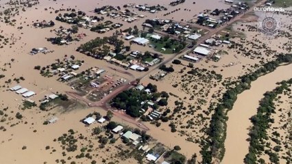 شاهد: فيضانات تُجبر السلطات في أستراليا على إخلاء بعض البلدات