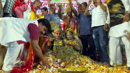 आयो रसिया मोर बन आयो रसिया पर झूमे रसिया, देखे वीडियो