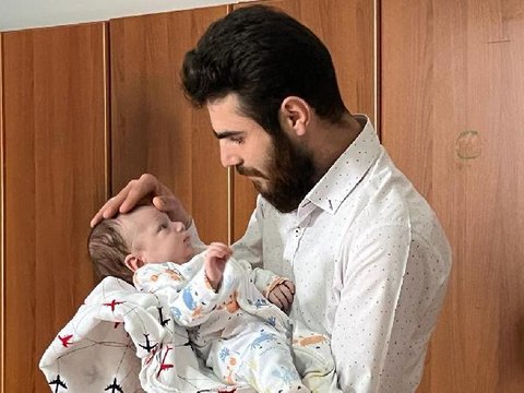 Yunus Umut bebek, 32 gün sonra anne ve babasına kavuştu
