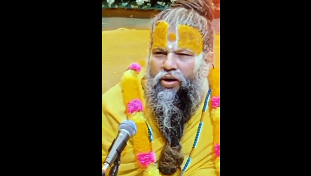 परिवार वाले भक्ति में बहुत प्रतिकूलता दे रहें हैं, क्या करूँ ?
