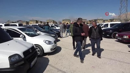 Açık oto pazarına hafta sonu yoğun talep