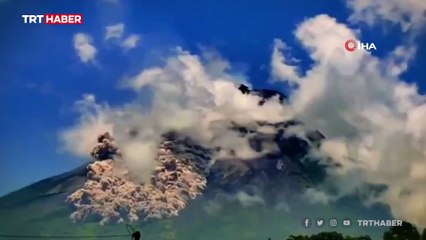 Endonezya’daki Merapi Yanardağı'nda patlama
