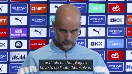 Video herunterladen: Pep reminds City players of off-field responsibilities amid Walker allegations