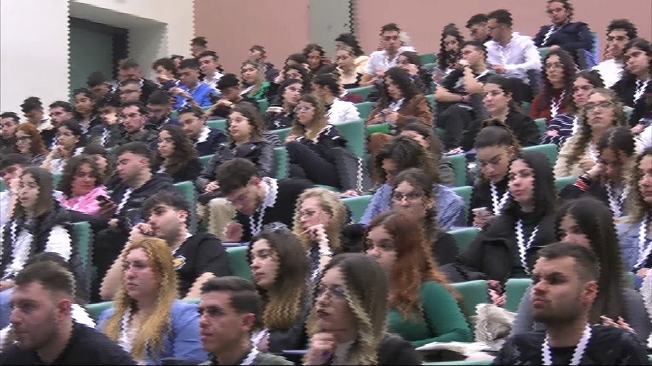 Στη Λαμία το 1ο πανελλήνιο συνέδριο φοιτητών φυ...