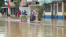 Heavy rains cause flooding in Ecuador