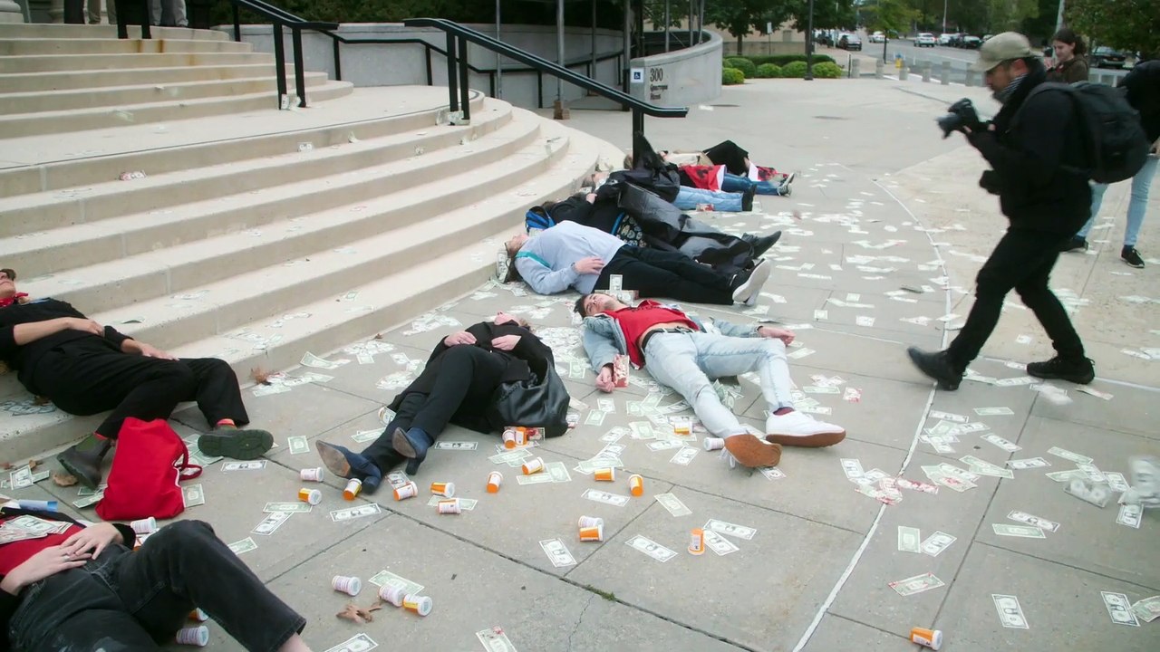 All the Beauty and the Bloodshed Film