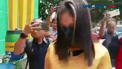 Скачать видео: Mama Muda Tersangka Pencabulan di Jambi Hiperseksual