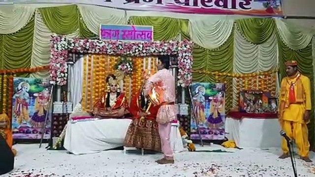 फाग उत्सव मना,फूलों से खेली होली