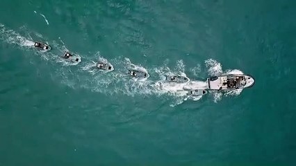 -وتشاءُ أنتَ من البشائر قطرةً، ويشاء ربك أن يغيثك بالمطر ��_ كمية راحة نفسية رهييبة ↗️❤()