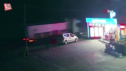 Aydın'da genç kızın kamyon altında kaldığı feci anlar kameraya yansıdı