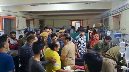 आपसी विवाद में भरे बाजार में युवक को पेट में मारी गोली