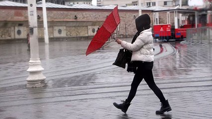 Meteoroloji'den sağanak ve fırtına uyarısı