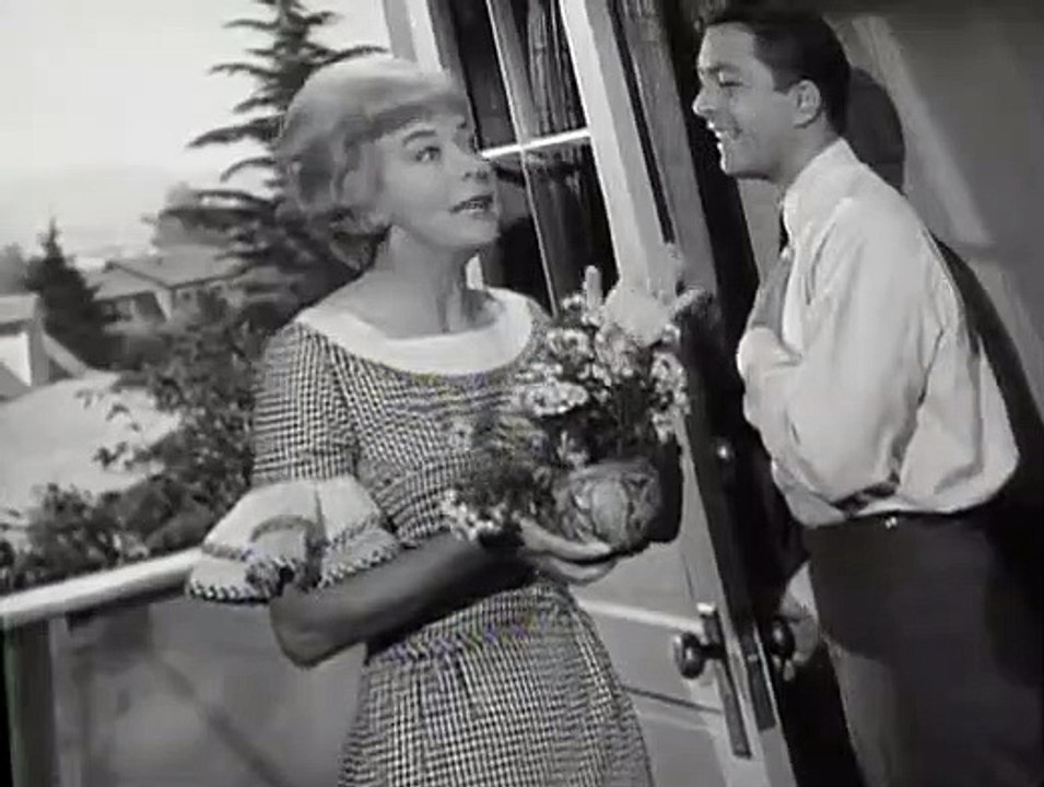 My Favorite Martian S02 E01