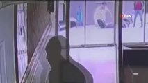 Lüks rezidansın girişinde kadın cinayeti: Kıskançlık krizi geçiren adam sevgilisine bıçakla böyle saldırdı