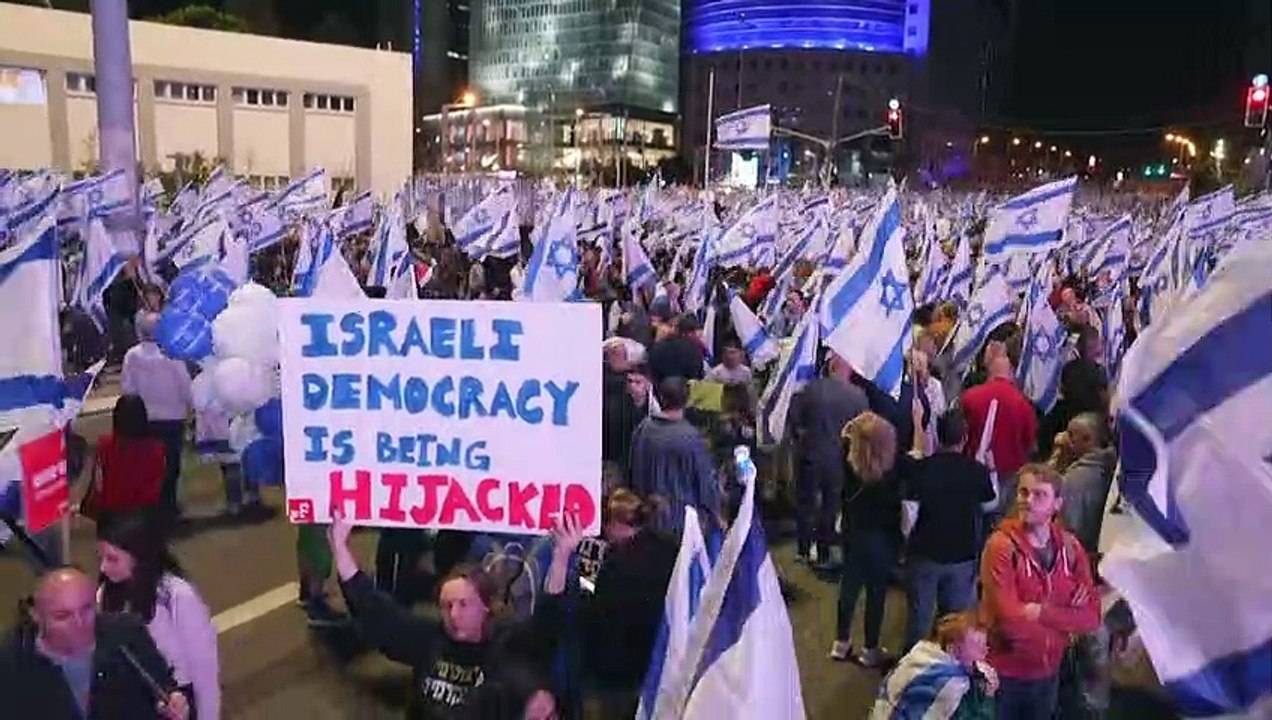 Zehntausende protestieren erneut gegen Justizreform in Israel