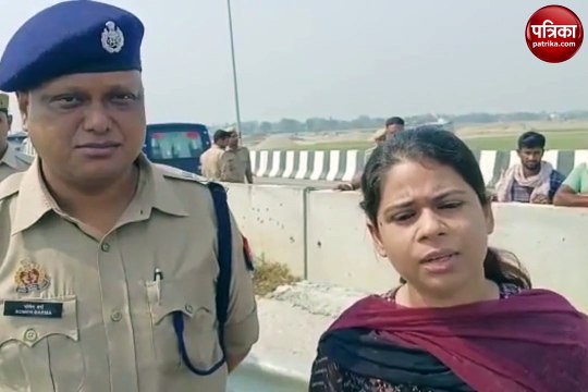 वीडियो: पूर्वांचल एक्सप्रेस-वे पर खड़े डंपर से टकराई कार, पांच लोगों की मौत