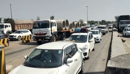 राजाधौंक टोल पर जाम हो गया आम