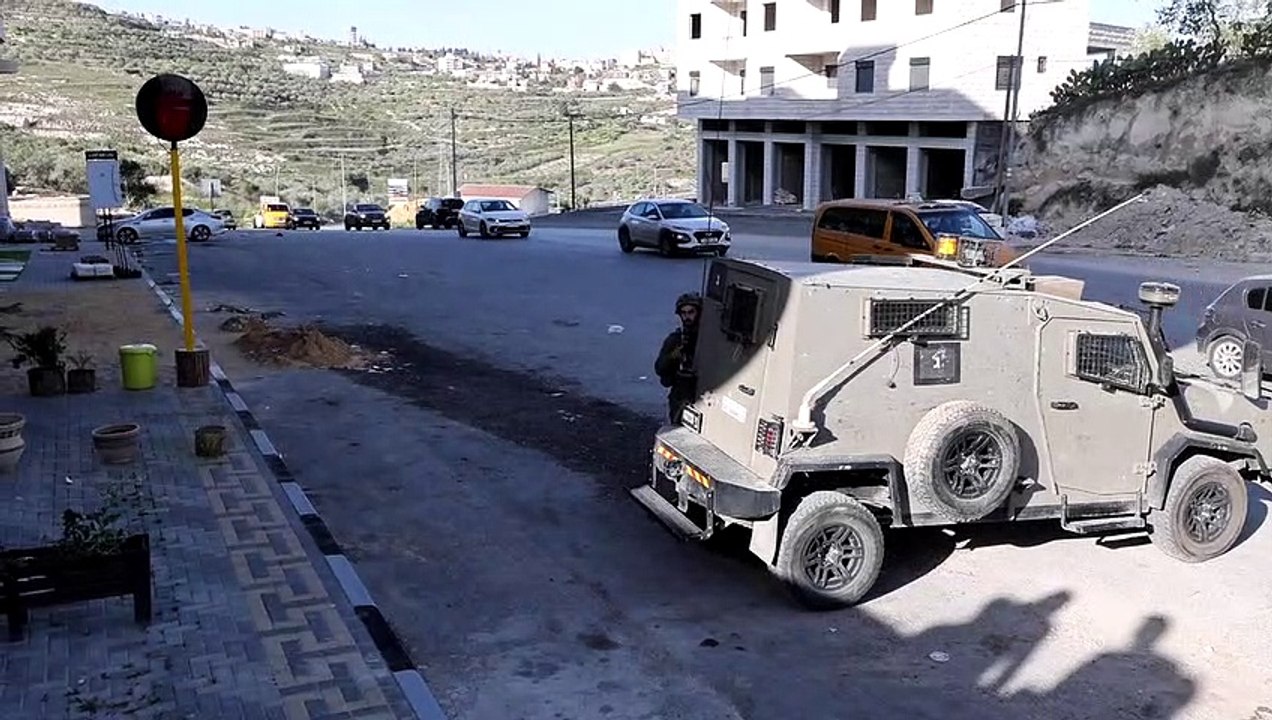 الجيش الاسرائيلي يعلن أنه قتل ثلاثة فلسطينيين مسلحين قرب نابلس في الضفة الغربية المحتلة