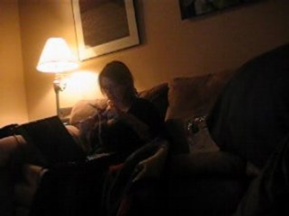 Chantal Learns To Knit