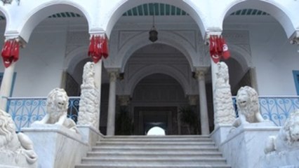 Reabre Parlamento tunecino sin partidos y sin apenas mujeres ni prerrogativas