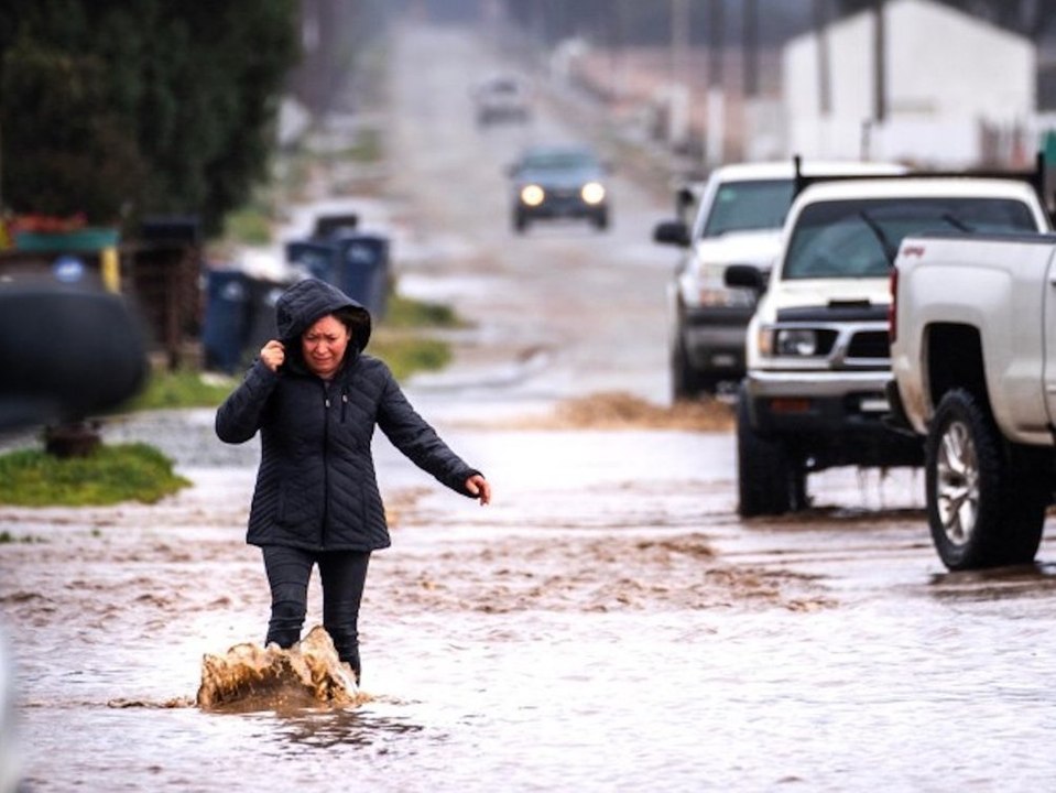 Schnee und Überschwemmungen: Kalifornien versinkt im Wetterchaos