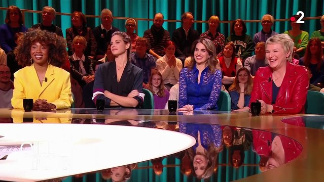 Elise Lucet était l'invitée de Quelle époque ! et a visionné des images de sa toute première télé - France 2