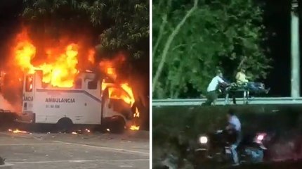 Dos ambulancias fueron incineradas en medio del paro minero que atemoriza al Bajo Cauca antioqueño