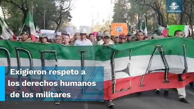 Exmilitares y militares marchan en defensa de soldados encarcelados por cumplir con su deber