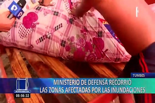 Alerta en Tumbes: ministro de Defensa recorre zonas afectadas por intensas lluvias