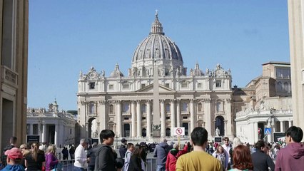 Fiéis no Vaticano e na Argentina celebram 10 anos de pontificado de Francisco