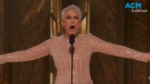 Jamie Lee Curtis wins the Oscar for Best Supporting Actress