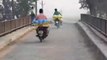 महराजगंज: साइकिल और बाइक से हो रही खाद की तस्करी, नेपाल हो रही सप्लाई