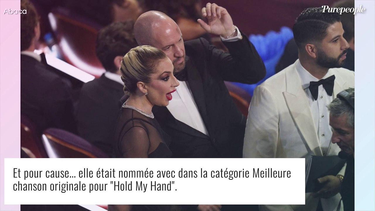 Lady Gaga aux Oscars : Raie des fesses apparentes sur tapis rouge, sans maquillage sur scène...