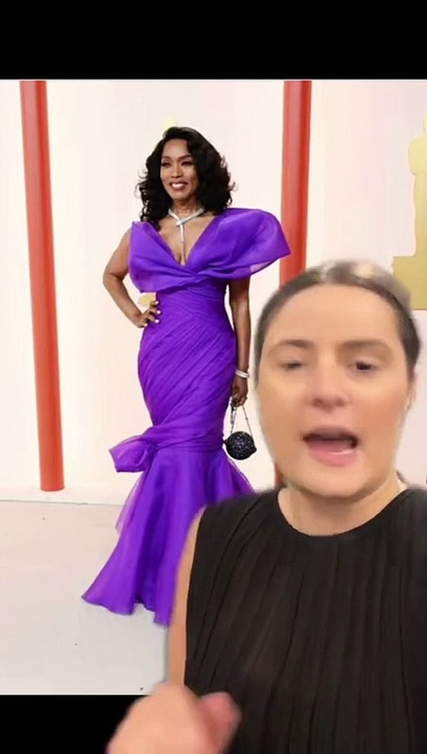 ⁣Angela Bassett is a 'sour loser' as she misses out on Oscar win