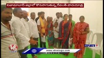 Gulf Victims Meeting With PCC Chief Revanth Reddy _ Nizamabad _ V6 News