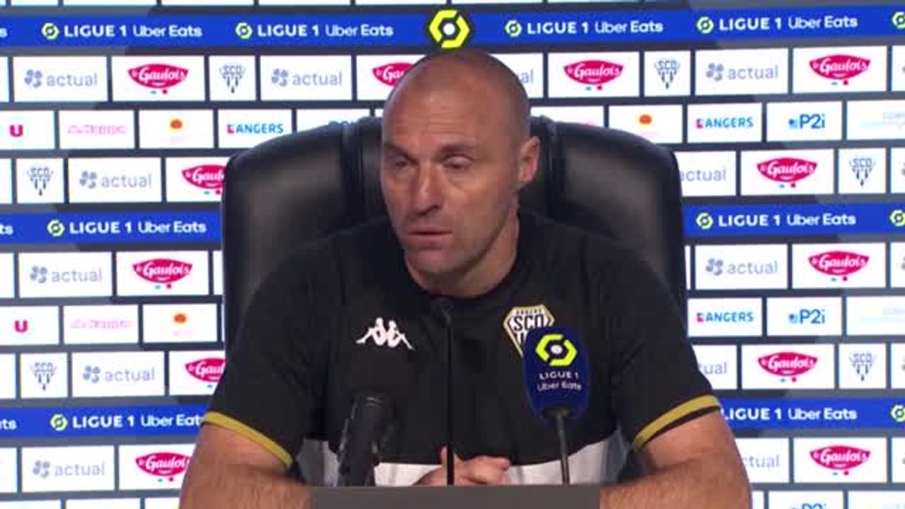 27e j. - Dujeux (Angers) comprend la colère des supporters