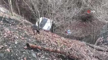 Minibüs dere yatağına uçtu: 13 kişi yaralandı