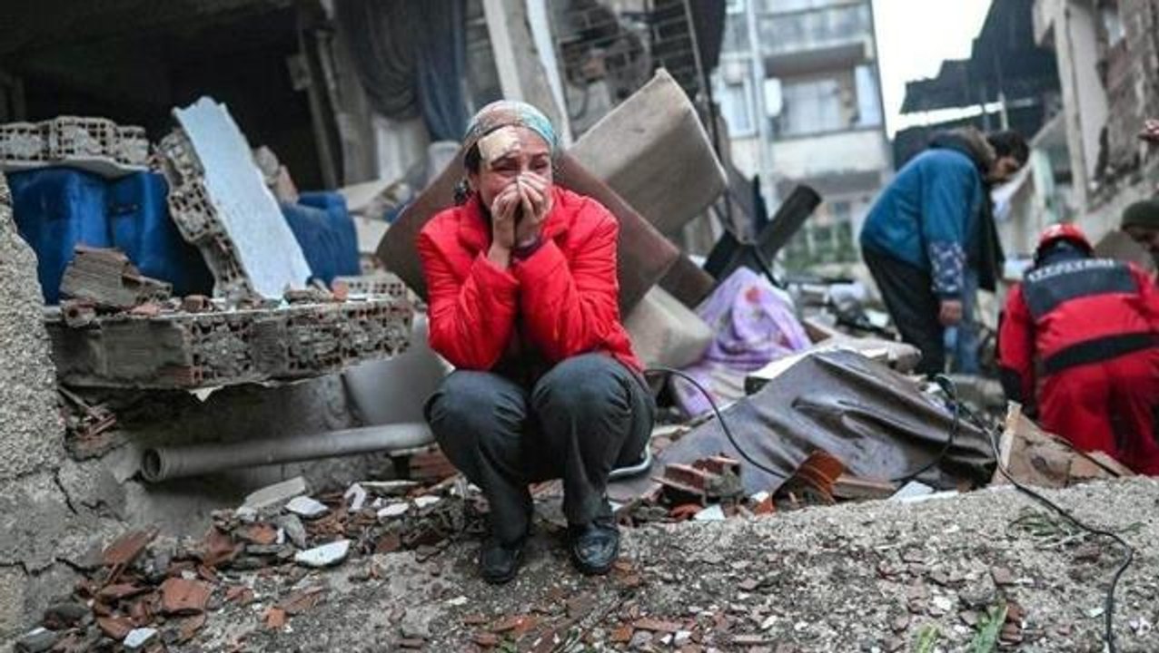 Son Dakika: Kahramanmaraş merkezli depremlerde hayatını kaybedenlerin sayısı 48 bin 448'e yükseldi