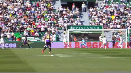 La Liga : Valladolid bute contre Elche en toute fin de match