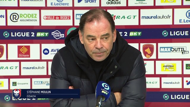J27 Ligue 2 BKT : la réaction de Stéphane Moulin après Rodez AF 3-2 SMCaen