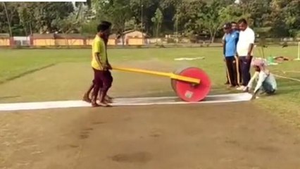 सुपौल: इंटर डिस्ट्रिक्ट हेमंत ट्रॉफी क्रिकेट मैच के आयोजन को लेकर तैयारी तेज, लोगों में खुशी