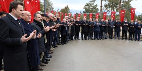 ERZİNCAN DEPREMİNDE HAYATINI KAYBEDEN 653 KİŞİ ANILDI