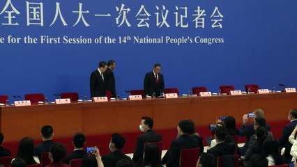 Premiê diz que China vai precisar ‘redobrar esforços’ para alcançar meta de crescimento