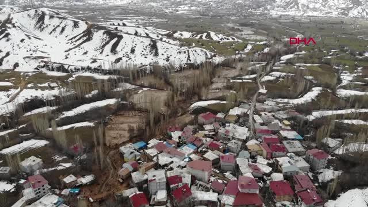 BİTLİS'TE SULAMA GÖLETİ TAŞTI; TARIM ALANLARI ZARAR GÖRDÜ