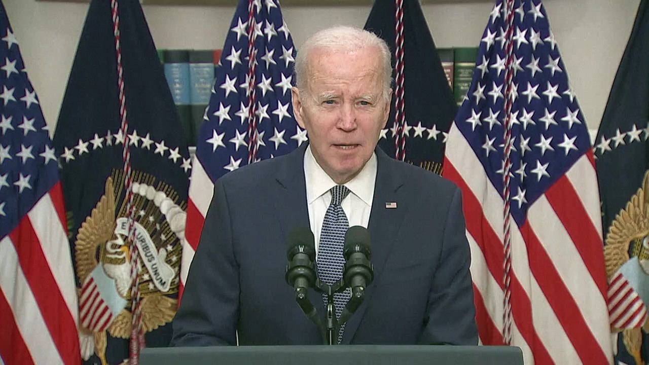 Biden zu Pleite von Silicon Valley Bank: 'Ihre Einlagen sind sicher'