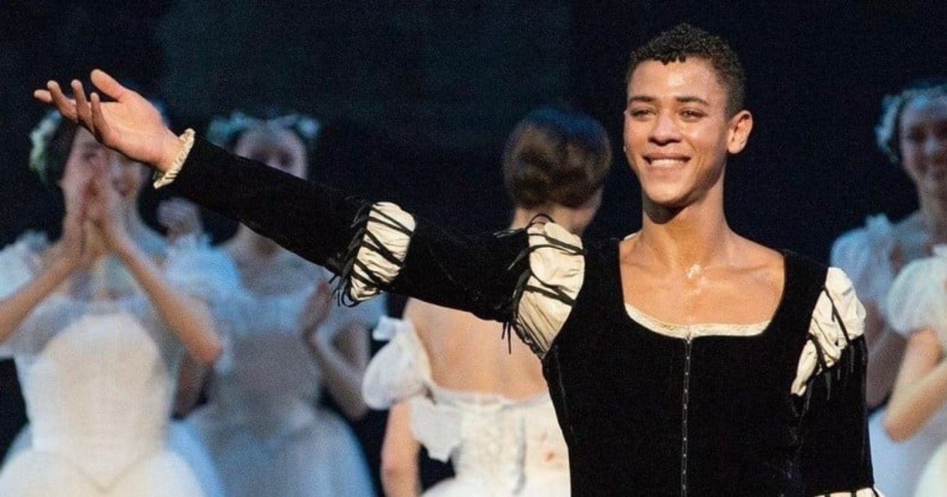 À 23 ans, Guillaume Diop devient le premier danseur étoile noir de l ...
