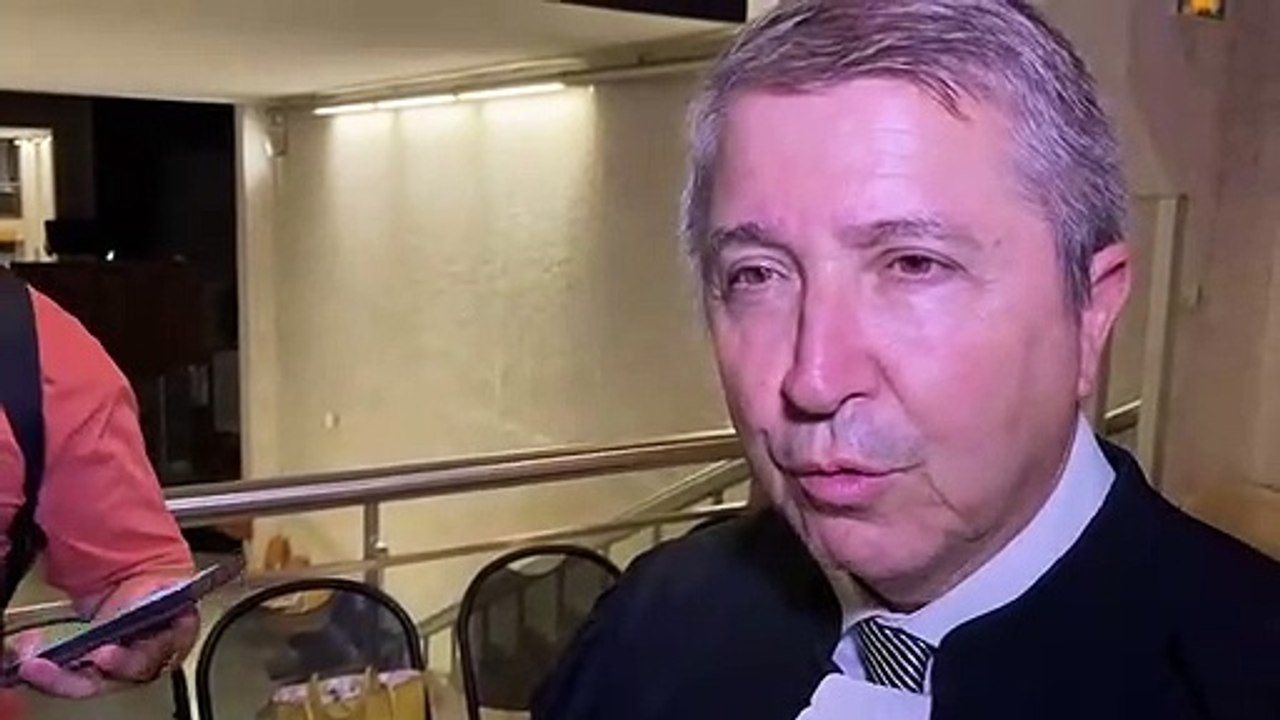 Me Morel JeanJacques, avocat du tireur I. Malbrouck Vidéo Dailymotion